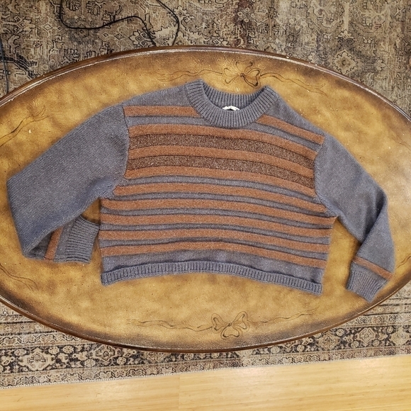 Like NEW Mystree Cropped Sweater Size Small - Picture 1 of 5